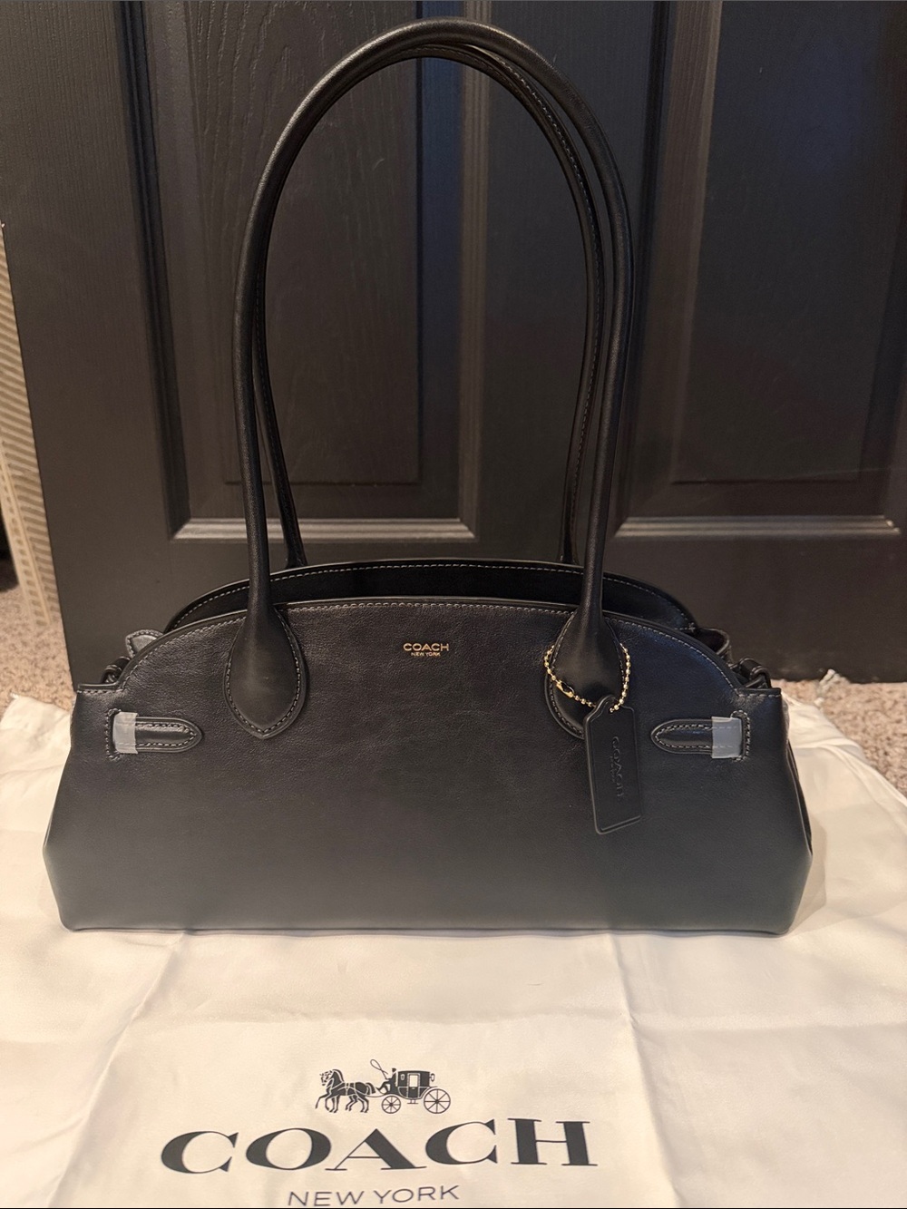 NWT Coach empire 34 in glazed black